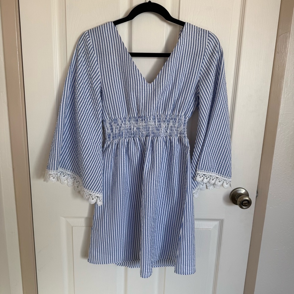 Venus Striped Bell Sleeve Dress with Lace Trim Size 2